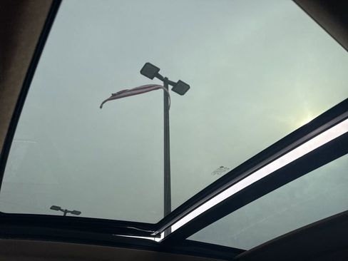 Used 2020 Cadillac XT6 Premium Luxury w/ Platinum Package image 19