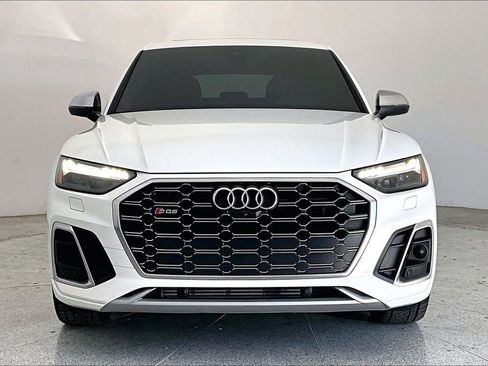 Used 2023 Audi SQ5 Prestige w/ Prestige Package AWD/4WD image 3