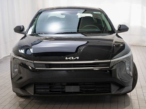New 2026 Kia K4 LX image 2