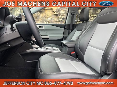 Used 2023 Ford Explorer XLT w/ Equipment Group 202A image 18