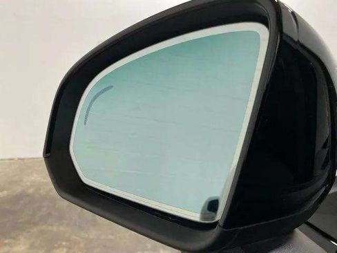 Used 2023 Volvo XC40 B4 Core w/ Convenience Package FWD image 96