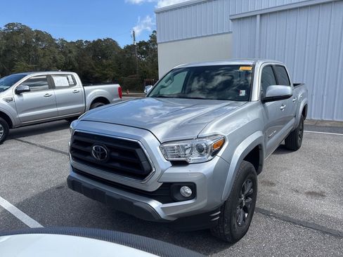 Used 2022 Toyota Tacoma SR5 image 1