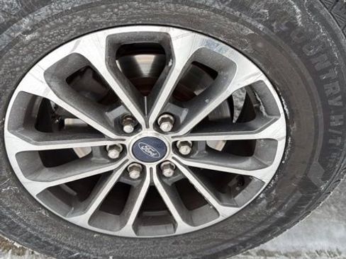 Used 2020 Ford F150 XLT w/ Equipment Group 302A Luxury image 10