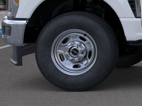 New 2026 Ford F350 XL w/ XL Chrome Package image 19