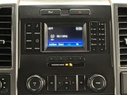 Used 2017 Ford F150 XLT image 10