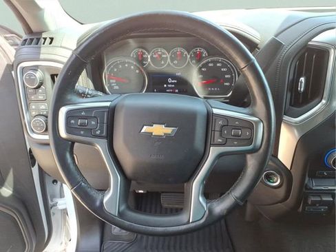 Used 2020 Chevrolet Silverado 1500 LTZ AWD/4WD image 15