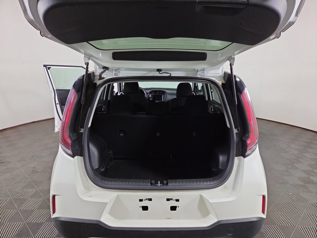 Certified 2024 Kia Soul LX w/ Option Group 015 FWD image 28