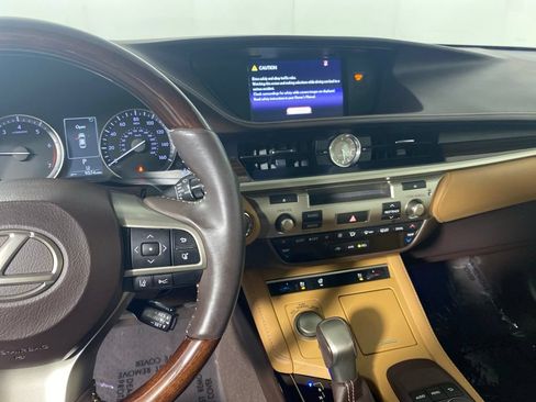Used 2017 Lexus ES 350 FWD image 17