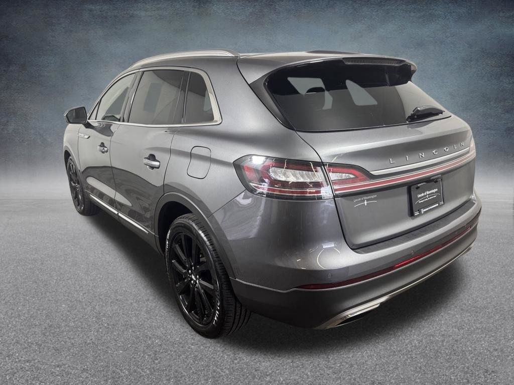 Used 2023 Lincoln Nautilus Reserve w/ Monochromatic Package AWD/4WD image 5