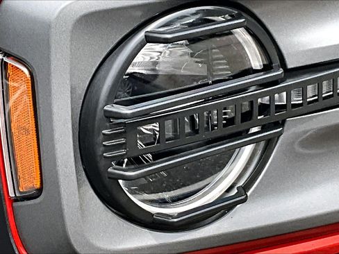 Used 2023 Ford Bronco 2-Door AWD/4WD image 30