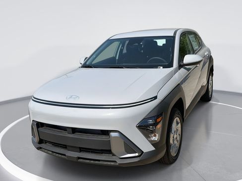 New 2026 Hyundai Kona SE AWD/4WD image 1