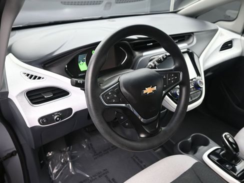 Used 2019 Chevrolet Bolt LT image 9