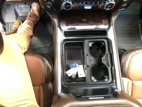 Used 2025 Ford F350 King Ranch w/ Chrome Package image 20