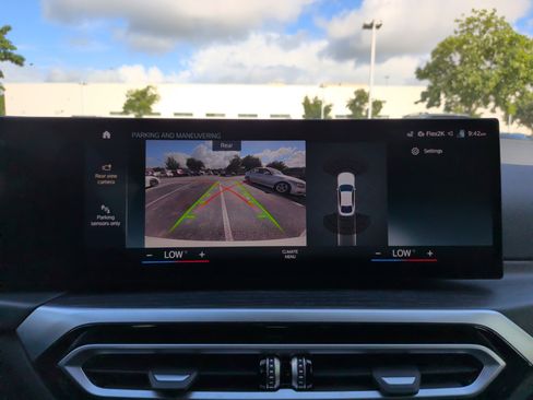 Certified 2023 BMW i4 eDrive40 w/ M Sport Package RWD image 19