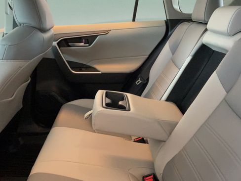 Certified 2025 Toyota RAV4 XLE Premium FWD image 29