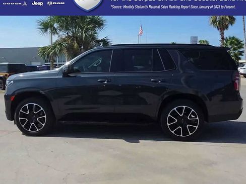 Used 2022 Chevrolet Tahoe RST w/ Luxury Package RWD image 5