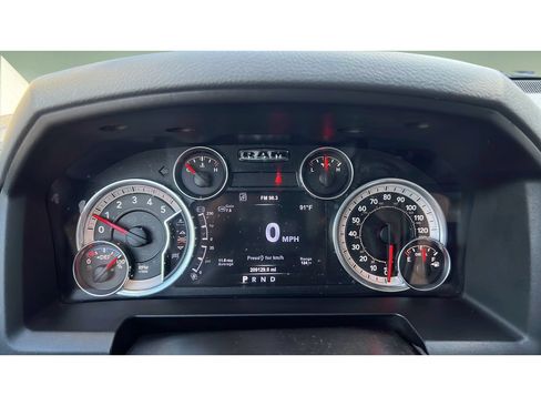 Used 2015 RAM 2500 Big Horn AWD/4WD image 15