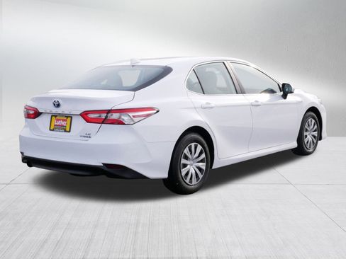 Used 2019 Toyota Camry LE image 7
