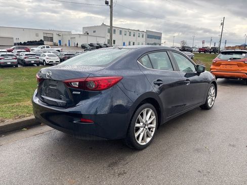 Used 2017 MAZDA MAZDA3 Touring image 5