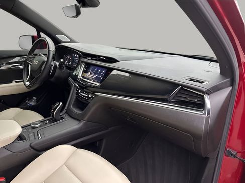 Certified 2023 Cadillac XT6 Sport w/ Technology Package image 14