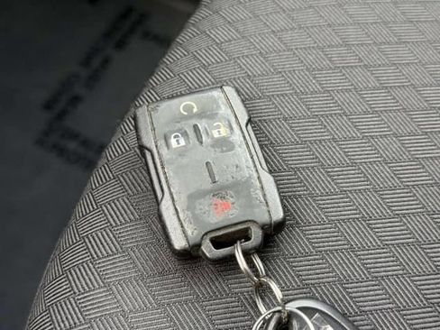 Used 2020 Chevrolet Silverado 1500 LT w/ LT Value Package image 29