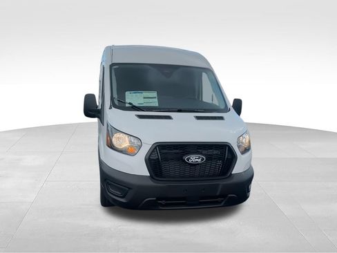 New 2026 Ford Transit 250 148 Medium Roof RWD image 3