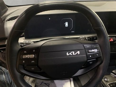 Used 2026 Kia Sportage X-Line w/ X-Line Technology Package image 11