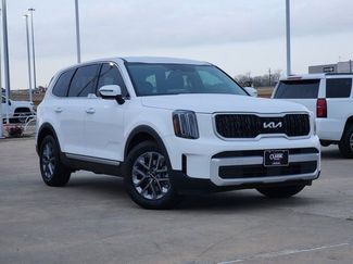 Used 2025 Kia Telluride LX video 2