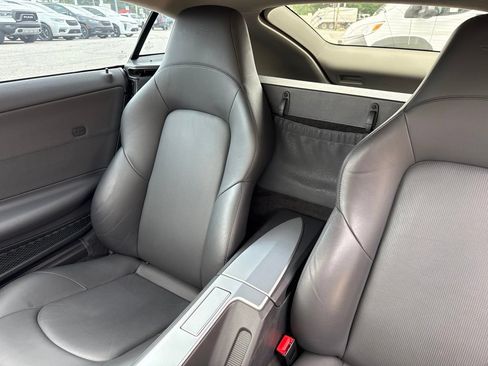 Used 2005 Chrysler Crossfire Limited RWD image 37
