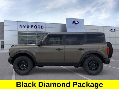 New 2026 Ford Bronco Big Bend AWD/4WD image 4