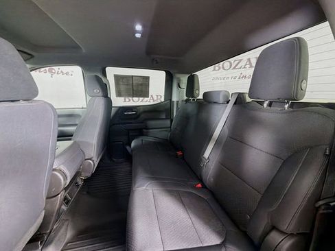 Used 2019 Chevrolet Silverado 1500 Custom w/ Custom Value Package AWD/4WD image 27
