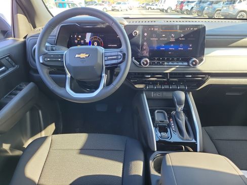 Used 2026 Chevrolet Colorado LT RWD image 10