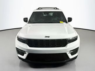 Used 2023 Jeep Grand Cherokee Altitude AWD/4WD video 2