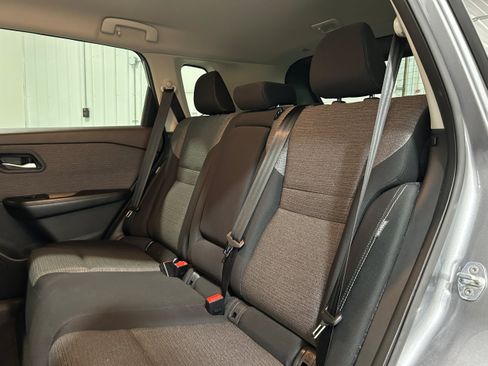 Used 2023 Nissan Rogue SV FWD image 26