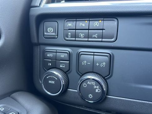 New 2025 Chevrolet Tahoe LS image 28