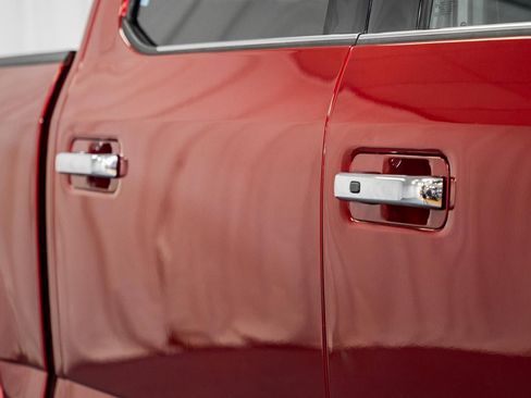 Used 2018 Ford F150 Platinum w/ Equipment Group 701A Luxury image 21