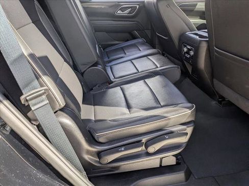 Used 2024 GMC Yukon SLT image 19