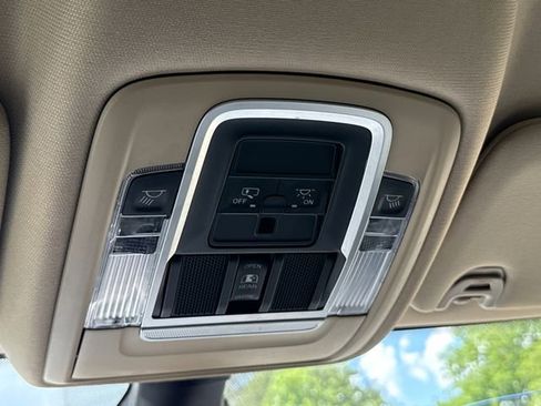 Used 2020 RAM 2500 Laramie AWD/4WD image 27