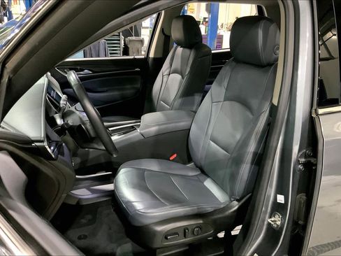 Used 2021 Buick Enclave Essence w/ Sound and Sites Package image 7