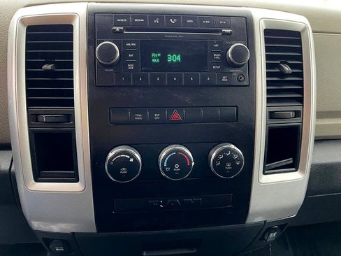 Used 2009 Dodge Ram 1500 Truck SLT image 28