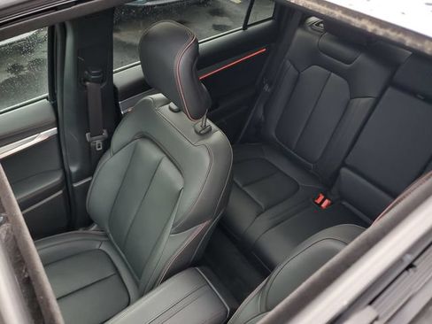 Used 2024 Jeep Wagoneer Launch Edition AWD/4WD image 43