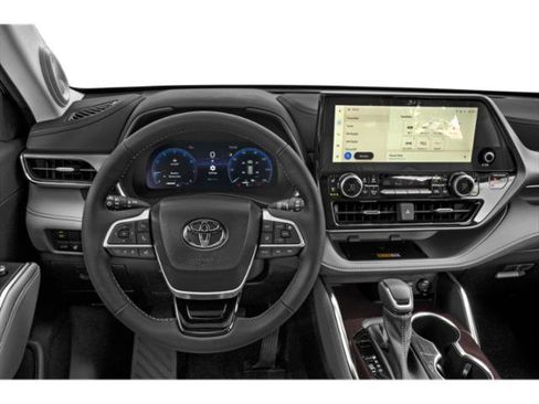 Used 2023 Toyota Highlander Limited FWD image 7