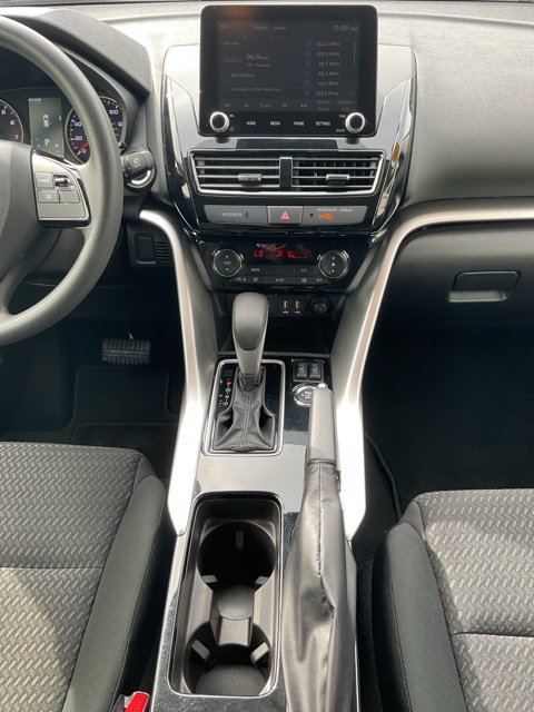 Used 2024 Mitsubishi Eclipse Cross LE AWD/4WD image 26