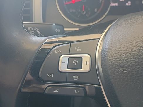 Used 2019 Volkswagen Atlas SE FWD image 24