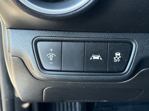 Certified 2021 Kia Forte LXS image 18