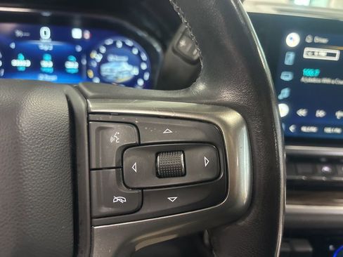 Used 2022 Chevrolet Silverado 1500 LT AWD/4WD image 18