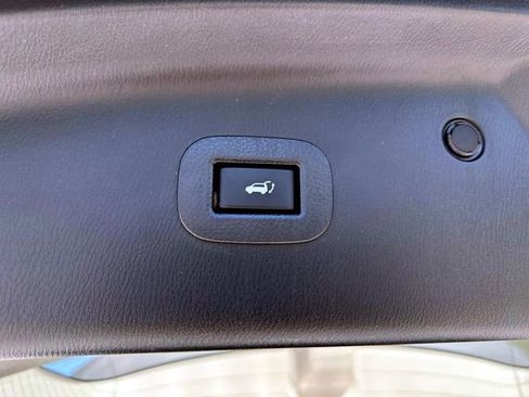 Used 2024 INFINITI QX80 Luxe image 35