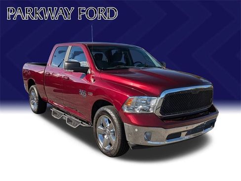 Used 2019 RAM 1500 Big Horn image 3