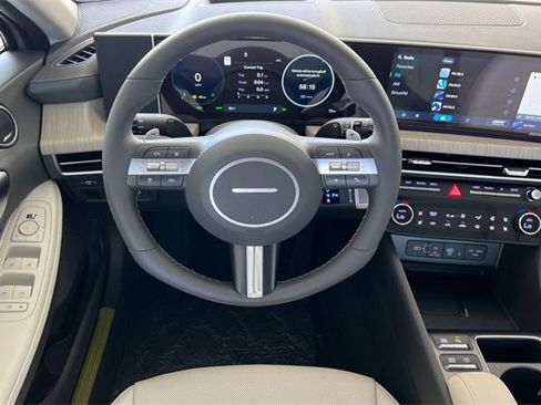 New 2025 Hyundai Sonata Limited image 14