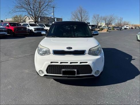 Used 2015 Kia Soul ! w/ Sun & Sound Package image 2